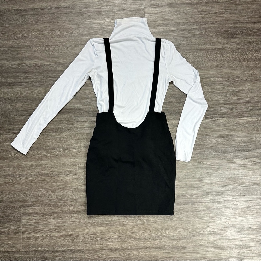 Final Sale: NWT Black Skirt With Suspenders